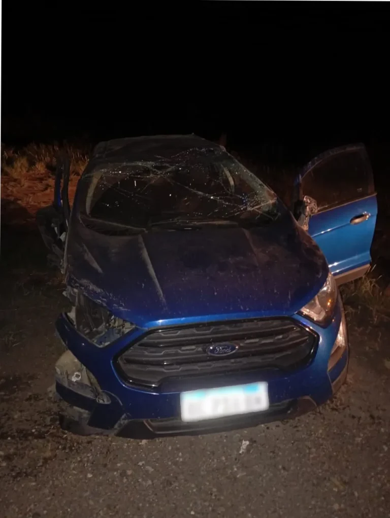 Un choque frontal entre dos autos dejó 4 heridos en Valle de Uco