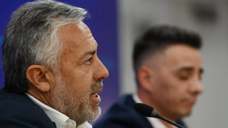 Cornejo se distanció de los dichos de Milei sobre “ponerle los clavos al cajón del kirchnerismo”