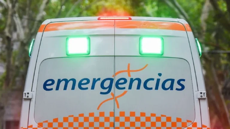 Una chica de 23 años murió tras un accidente en moto en el Corredor del Oeste