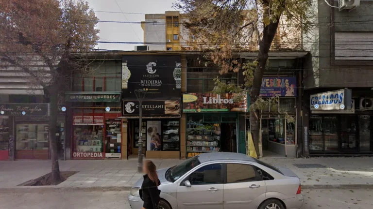 Fuga y detención en pleno centro tras un intento de robo en una joyería