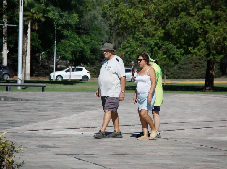 Caluroso, ventoso y con alerta por Zonda: así estará el tiempo en Mendoza este miércoles