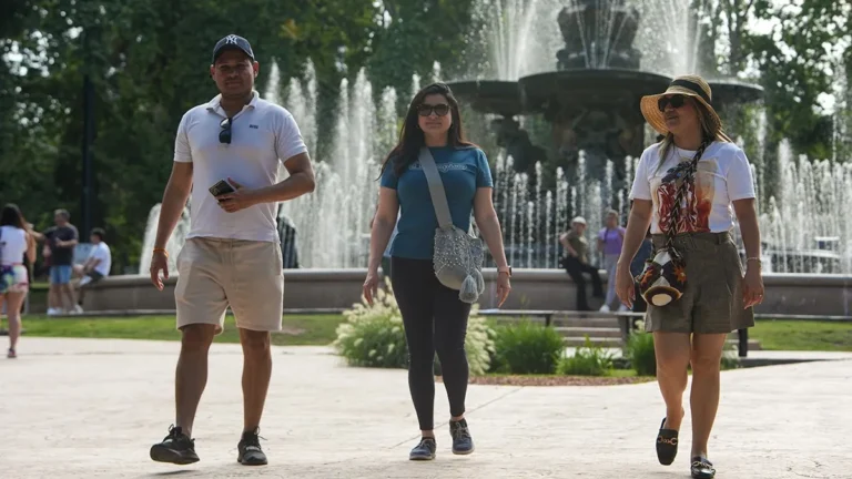 Expectativa por el movimiento turístico en el último fin de semana largo del año