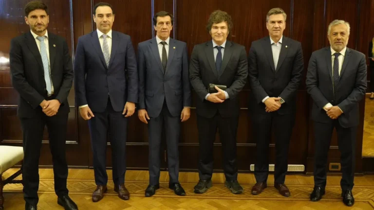 Cornejo le planteó a Milei la necesidad de mejorar la logística para reactivar la economía