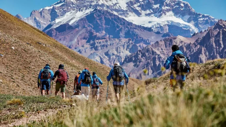 Mendoza presentó su sendero de 550 kilómetros para recorrer la cordillera de Los Andes