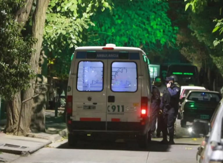 Tragedia en Ciudad: murió un anciano tras ser atropellado por una moto