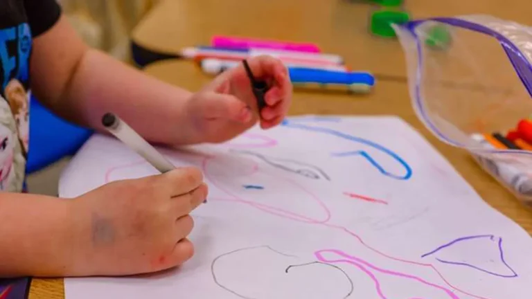 Cornejo agilizó las adopciones en Mendoza y hay un aumento en la cantidad de adoptantes