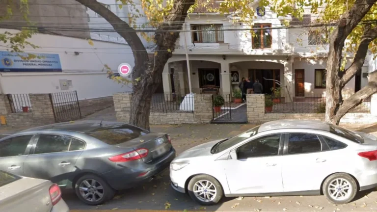 Condenaron a un subcomisario federal por abusar, hostigar y maltratar a dos policías