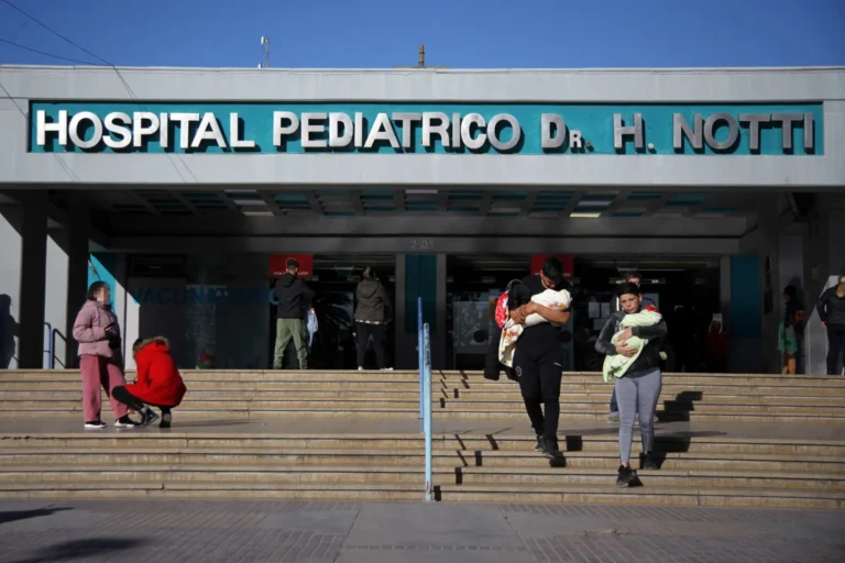 Un menor fue baleado en Godoy Cruz y está en terapia intensiva