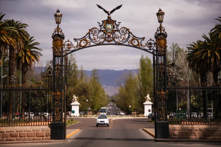 Mendoza es un horno: llega un “falso alivio”, pero regresa el calor sofocante