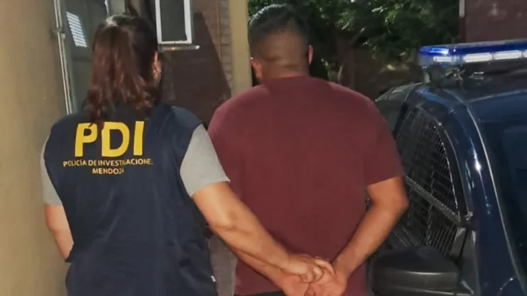 Un giro en la causa benefició al empleado de El Santo que golpeó a un joven y podría quedar libre