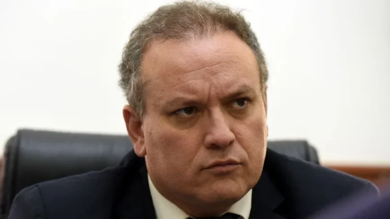 El exministro de Seguridad de Mendoza, Gianni Venier, denunció que intentaron robarle