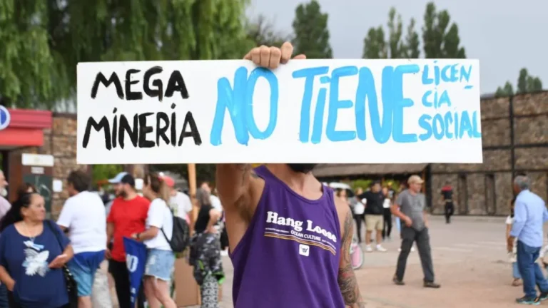 El fiscal Carlos Torres busca a los instigadores de los disturbios contra la minería en Uspallata