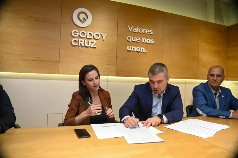 Seguridad y Godoy Cruz firmaron un convenio para promover la reinserción laboral de los presos