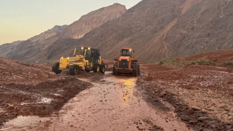 Adelantaron que el paso a Chile se habilitará el martes por la complejidad de los trabajos tras los aludes
