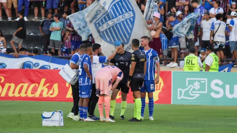 Godoy Cruz recibirá una severa sanción tras la suspensión del partido con Talleres