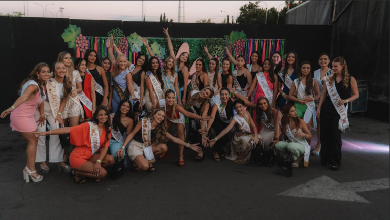 Así se vivió la Pisada de la Uva, el clásico de las virreinas en Mendoza