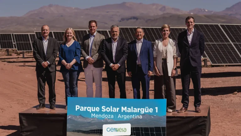 Genneia inauguró su primer parque solar en Mendoza y anunció la construcción de uno más grande