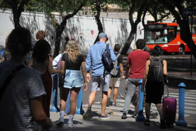 Chau al calor agobiante: de cuánto será la máxima y cómo estará el tiempo en Mendoza