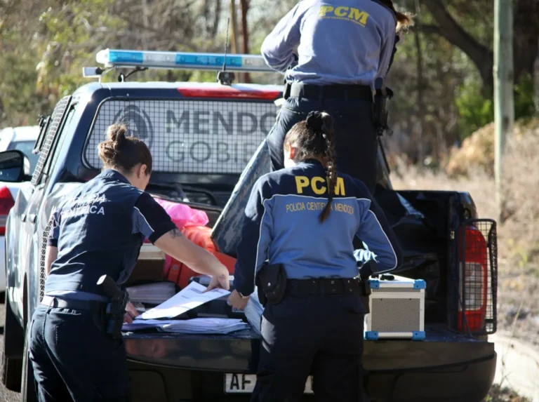 Balearon a un hombre en Maipú y capturaron a su primo como autor