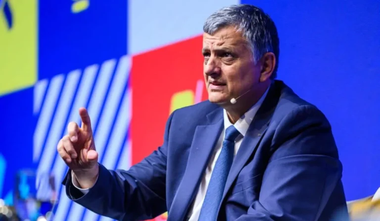 YPF vende todo para engrosar su inversión en Vaca Muerta: qué hará en la provincia