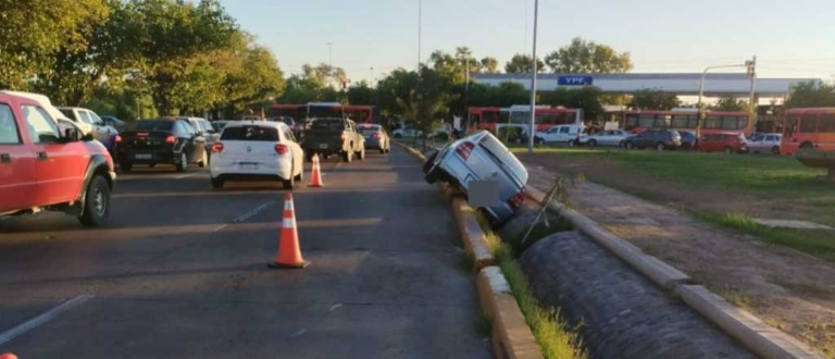 Borracho volcó cerca de la Terminal: tenía casi 3 g/l de alcohol en sangre