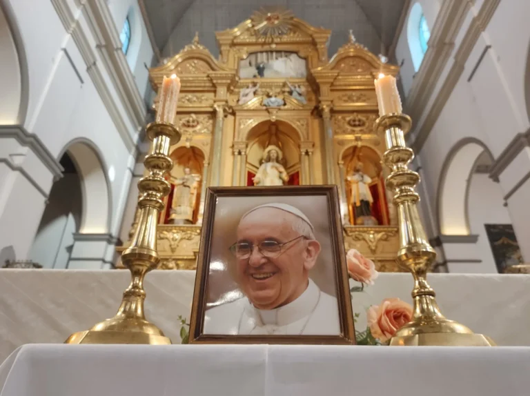 El emotivo mensaje de la Iglesia mendocina tras la muerte del papa Francisco