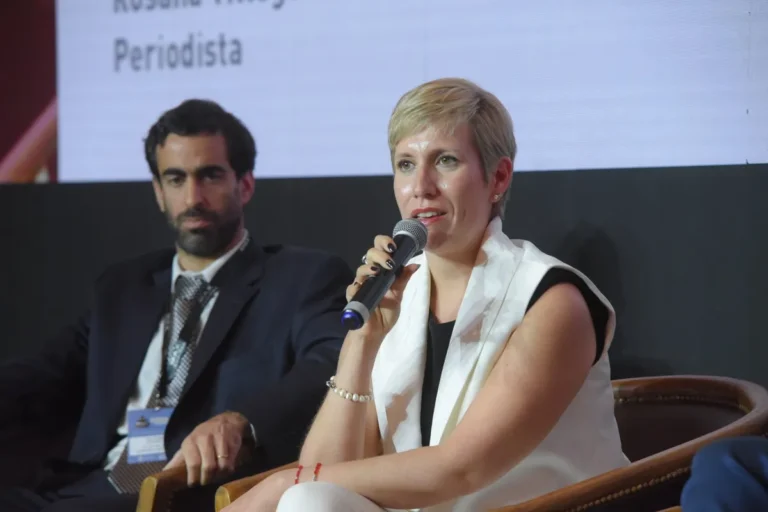 Latorre anunció la obligatoriedad de reportar la huella de carbono para grandes generadores de gases