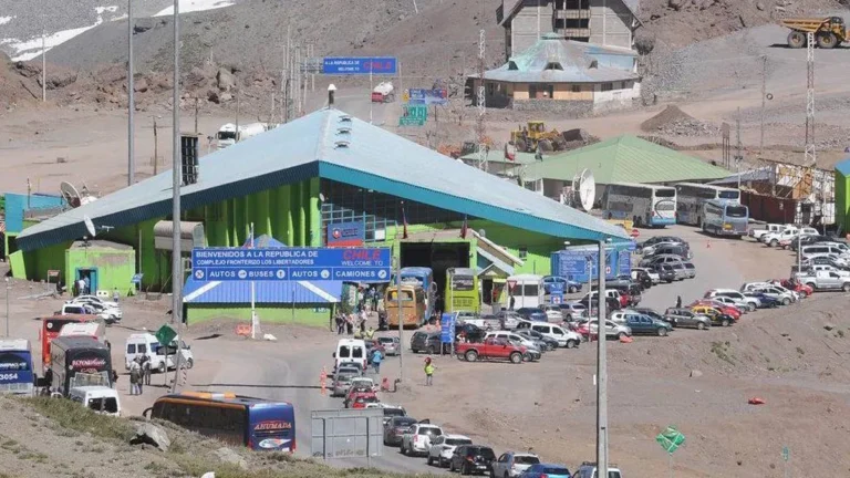 La drástica medida que empezará a regir en Chile este sábado y te afectará si tenías pensado viajar