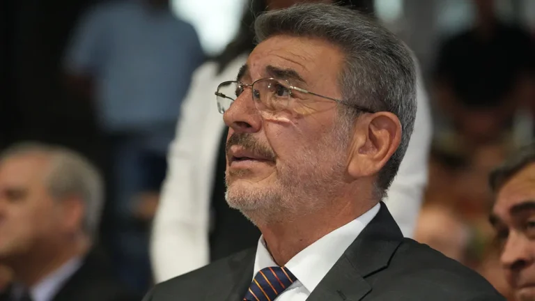 El intendente Ricardo Mansur debió ser internado en Córdoba por un problema de salud