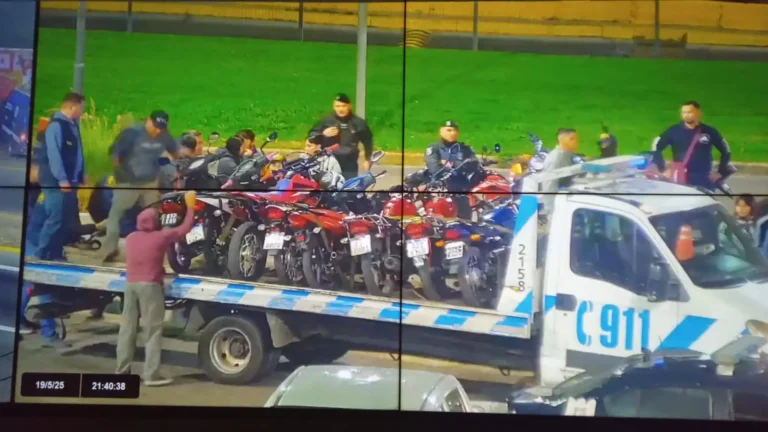 Operativo y persecución: detuvieron a 48 motociclistas stunt por hacer piruetas y generar caos en Mendoza