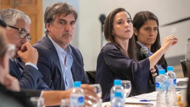 La ministra de Seguridad resaltó que en Cuyo ya existe una base de datos y un sistema de alertas compartidas