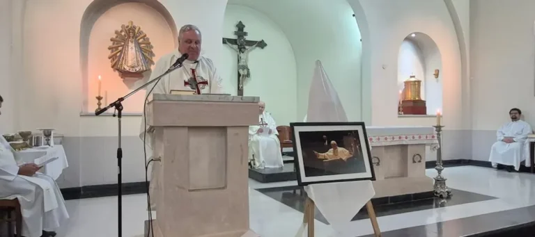 Los obispos reunidos con Marcelo Colombo festejaron la elección del papa León XIV