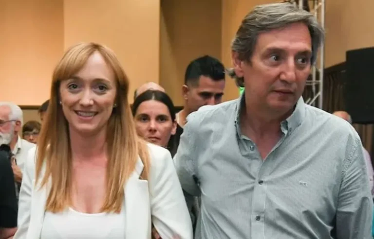 Cumbre en la previa del congreso partidario: Emir Félix convocó a intendentes y al kirchnerismo