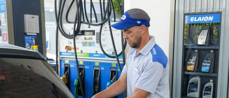 Días después de bajar los precios, YPF volvió a aumentarlos