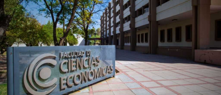 UNCuyo: abrieron las inscripciones 2026 para Ciencias Económicas