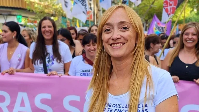 El kirchnerismo lanzó su propia campaña: “Nada sin Cristina”