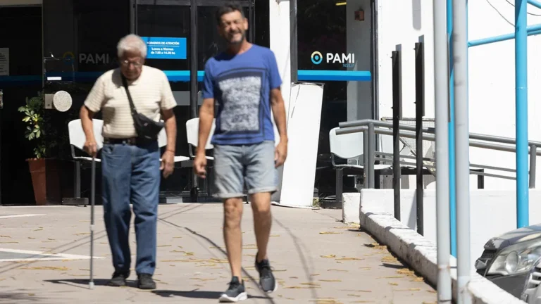 Traumatólogos reanudaron el servicio en otra clínica y sólo quedan cuatro hospitales sin atender por PAMI
