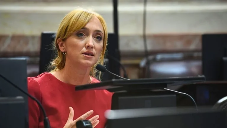 El anabelismo ya presentó fichas de afiliación para su renovado partido Unidad Popular