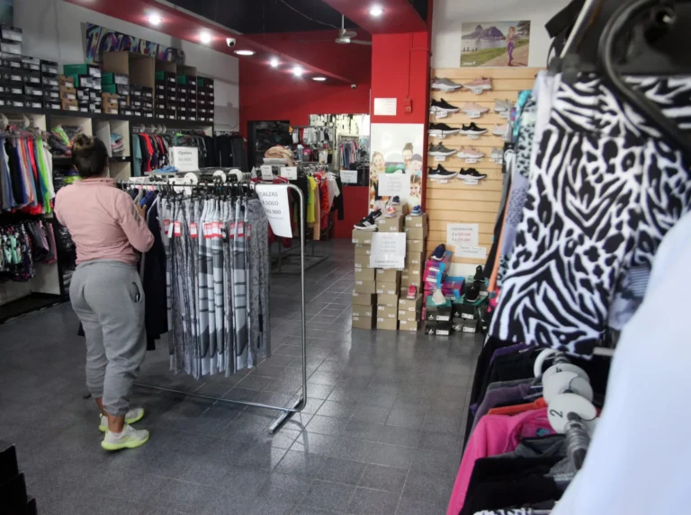 Santo Patrono Santiago: así funcionará el comercio en el feriado de este viernes