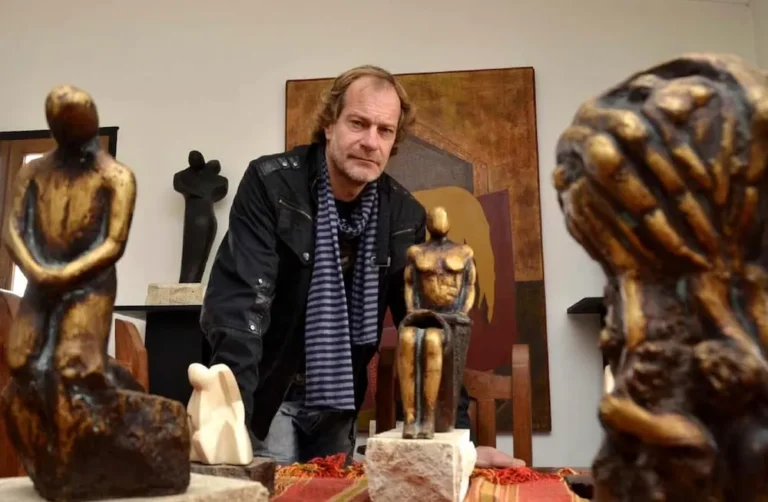 Después de la polémica, habla el “padre” de la Virgen de Rivadavia