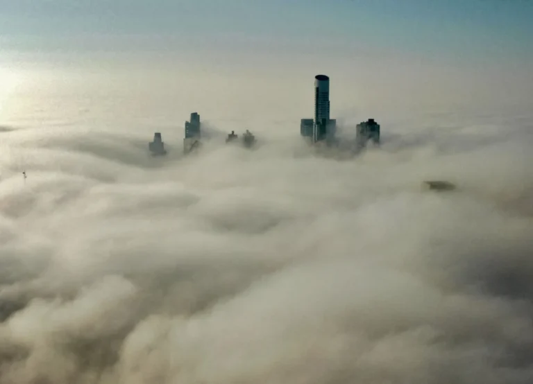 En Mendoza hubo siete vuelos cancelados y cuatro demorados por la niebla en varias provincias