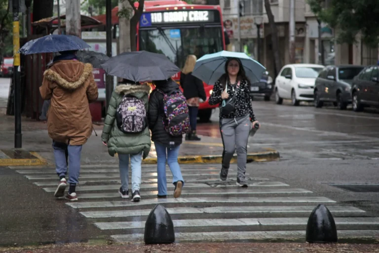 Tormenta de Santa Rosa: desde qué hora y qué zonas afectará