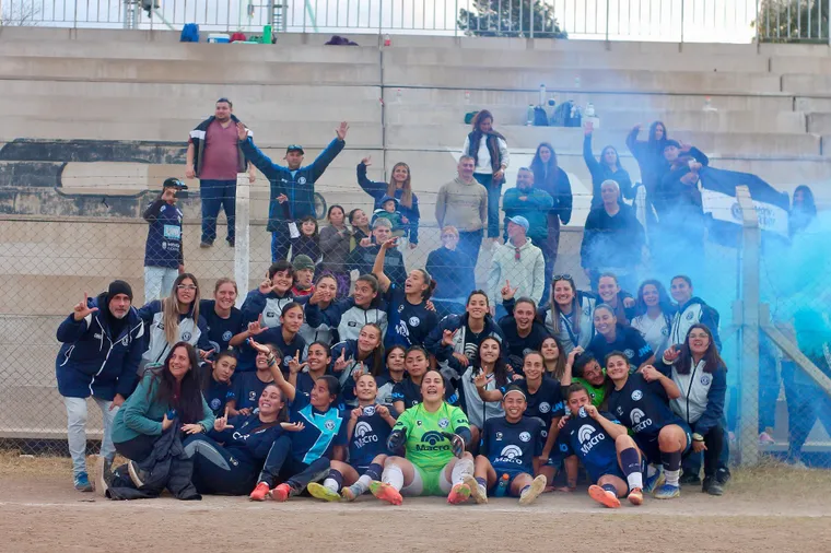 Las chicas de la Lepra y una secuencia insólita: salieron campeonas, les robaron todo y luego recuperaron una parte