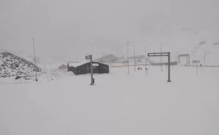 Nevará en la cordillera y cerrarán el paso a Chile este sábado