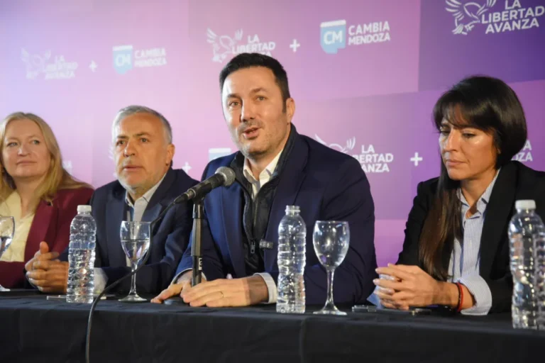 Luis Petri relanza su campaña en Mendoza: del Conurbano bonaerense a San Martín