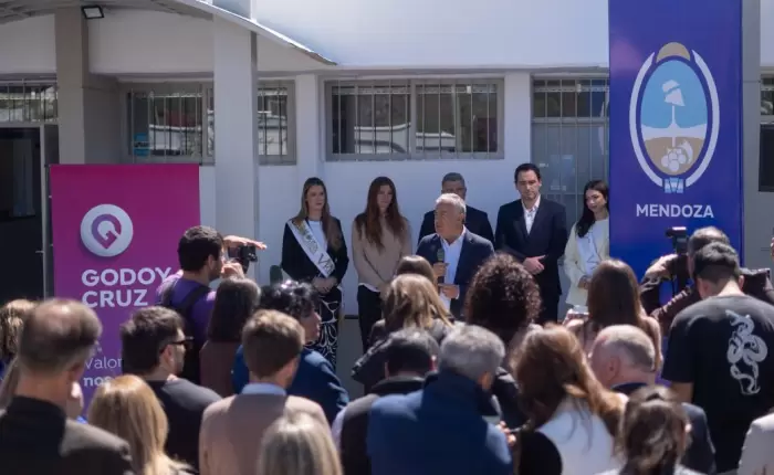 Mendoza anunció una inversión de cinco millones para centros de salud