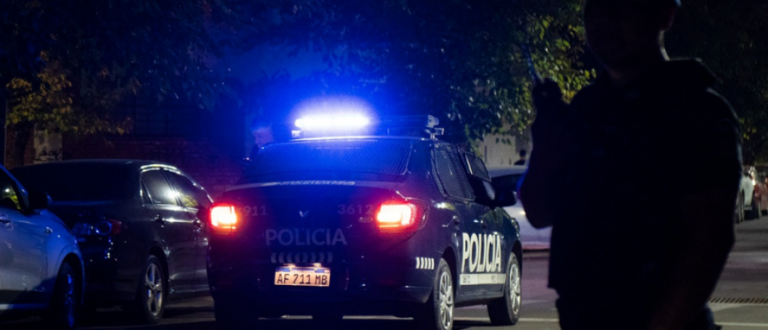 Un chico de 16 años está en coma por un disparo en el cuello