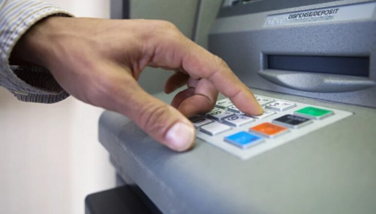 Los bancos no abrirán el jueves 6 de noviembre: el motivo y los servicios que estarán disponibles
