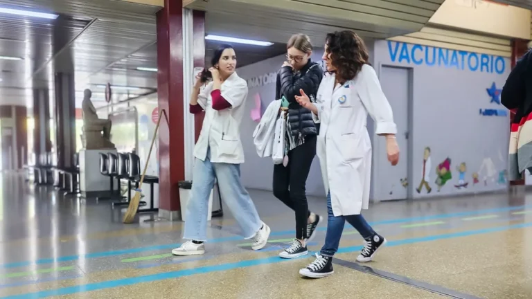 Cornejo y Montero anunciaron la construcción en el hospital Notti de un centro ambulatorio