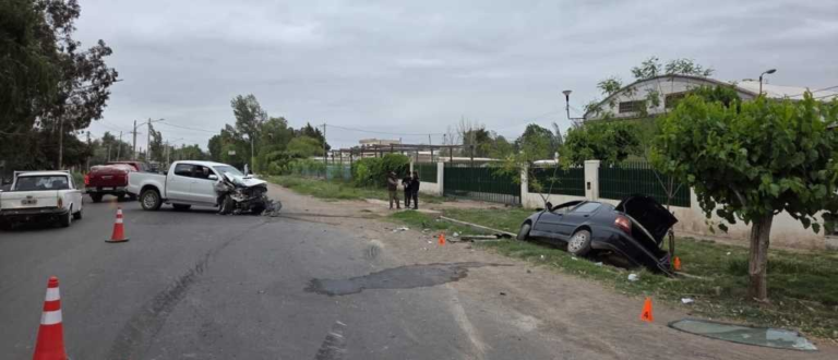 Fuerte choque en Los Corralitos: uno de los conductores manejaba ebrio
